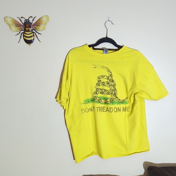 Gildan Bright Yellow Heavy Cotton T-Shirt - Picture 1 of 6